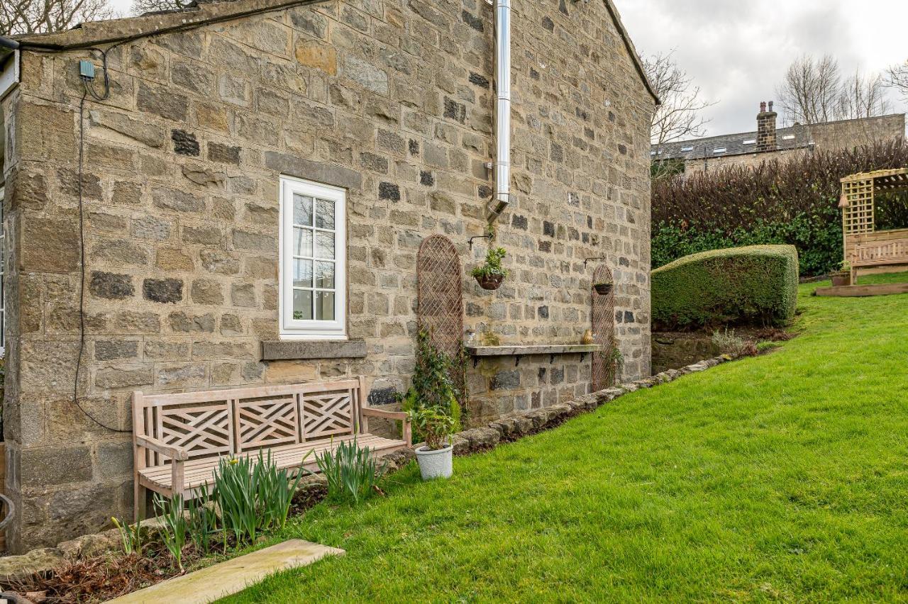 Stunning Country Cottage Pool in Wharfedale Buitenkant foto